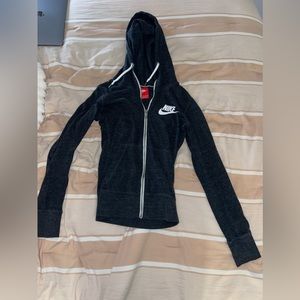 nike zip up jacket